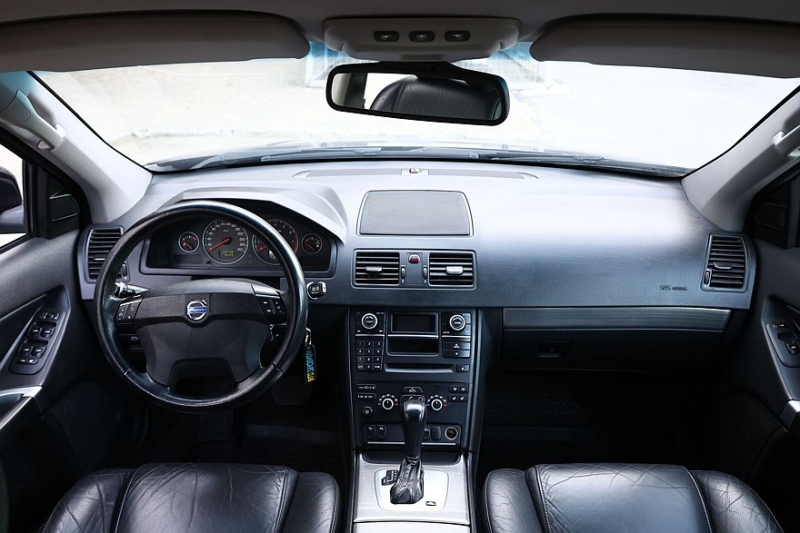 Volvo ХС90 с пробегом: тайные проблемы кузова и электрика, которая может положить на лопатки