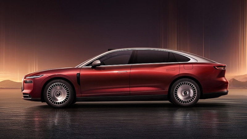 Voyah рассекретила официальное имя кроссовера и начала принимать заказы на седан Passion L