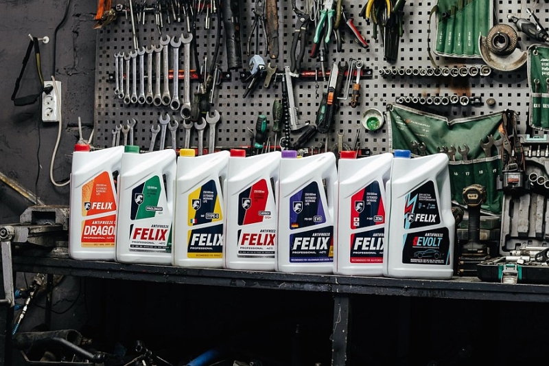 Антифриз и масло: пара, от которой зависит ресурс мотора