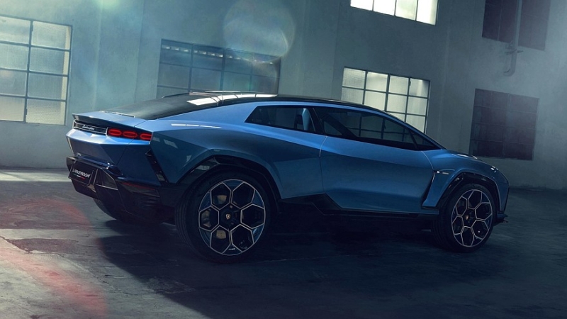 Электрический Lamborghini Lanzador клиентам не нужен, придётся «прикрутить» ДВС