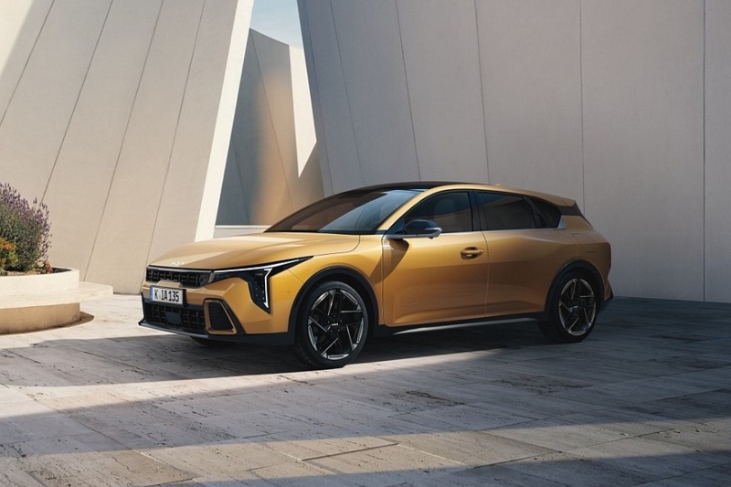 Хэтчбек Kia K4 приготовился к старту продаж в Европе, на очереди – универсал