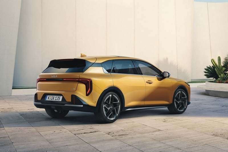 Хэтчбек Kia K4 приготовился к старту продаж в Европе, на очереди – универсал