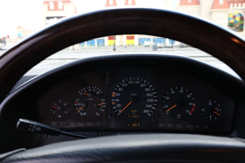 Mercedes-Benz S-Class (W140) с пробегом: ад для электрика и коррозия под толстым слоем ЛКП