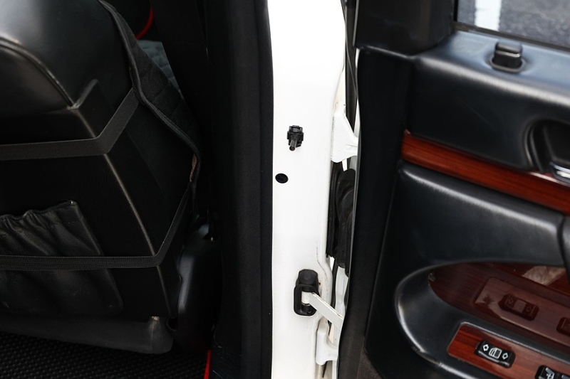 Mercedes-Benz S-Class (W140) с пробегом: ад для электрика и коррозия под толстым слоем ЛКП