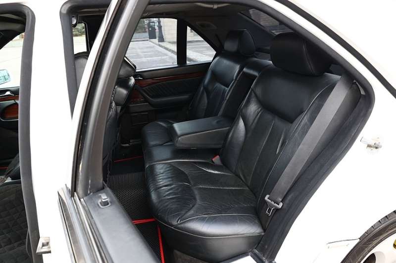 Mercedes-Benz S-Class (W140) с пробегом: ад для электрика и коррозия под толстым слоем ЛКП