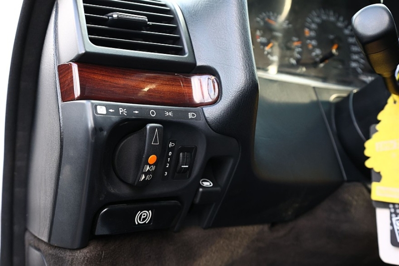 Mercedes-Benz S-Class (W140) с пробегом: хорошие, но старые АКП и V12 для сильных духом