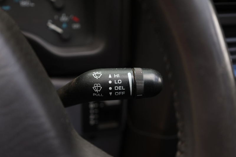 Мотор почти как у Волги и никаких проблем с запчастями: опыт владения Jeep Wrangler TJ