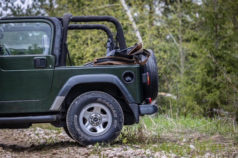 Мотор почти как у Волги и никаких проблем с запчастями: опыт владения Jeep Wrangler TJ