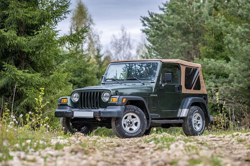 Мотор почти как у Волги и никаких проблем с запчастями: опыт владения Jeep Wrangler TJ