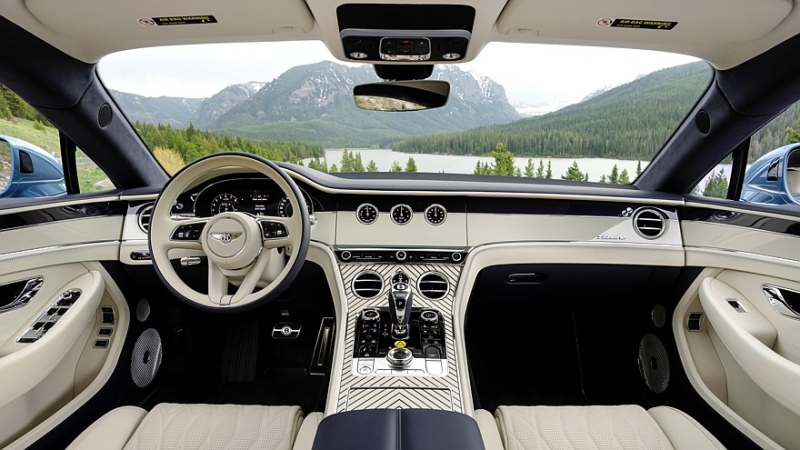 Новый Bentley Continental GT Supersports готовится к премьере: злой обвес и задний привод