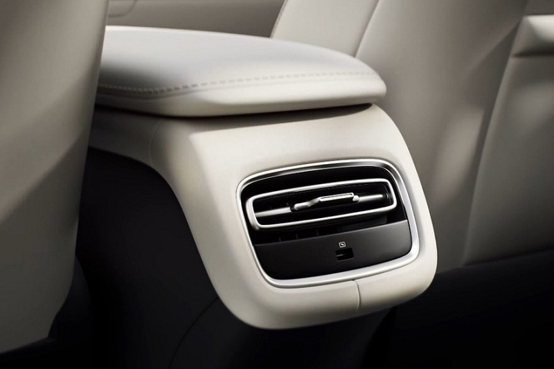 Представлен новый кроссовер Changan Qiyuan Q05: бюджетный, но не бедный