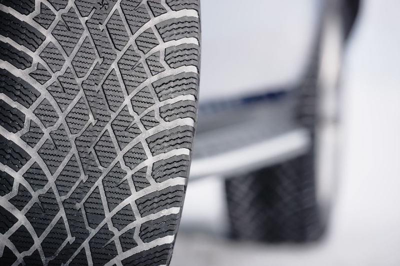 Шины R22, новые шипы и 270 новых артикулов: как Ikon Tyres живет без финнов, но с Москвичом