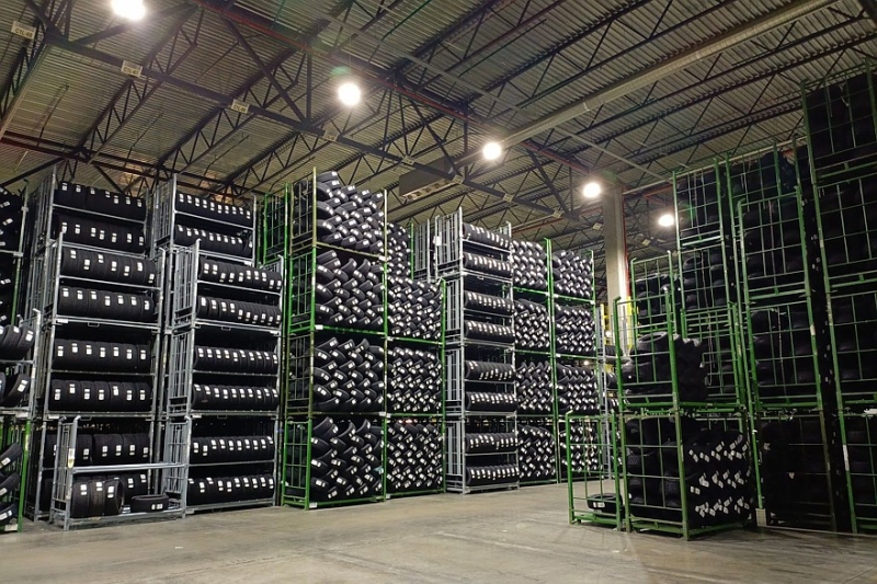 Шины R22, новые шипы и 270 новых артикулов: как Ikon Tyres живет без финнов, но с Москвичом