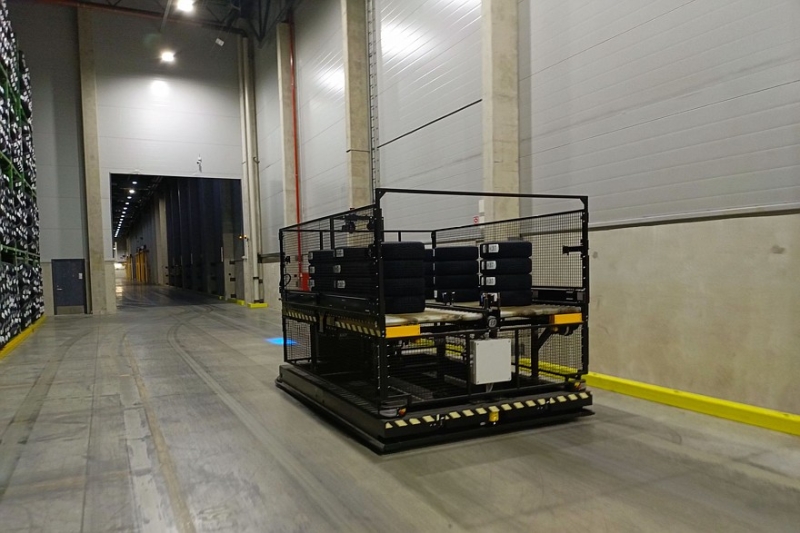 Шины R22, новые шипы и 270 новых артикулов: как Ikon Tyres живет без финнов, но с Москвичом