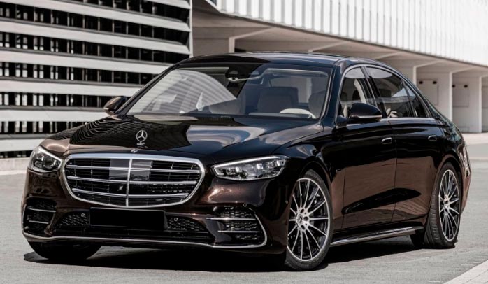 Стоит ли выбирать такси бизнес-класса: разумная экономия или оправданные траты