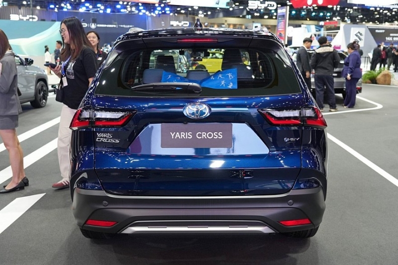 «Другой» кроссовер Toyota Yaris Cross получил новую спецверсию Nightshade