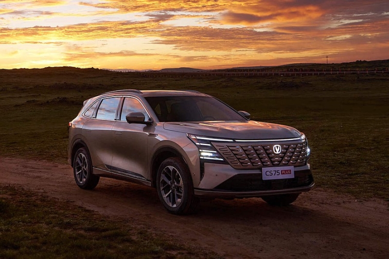 Новый Changan CS75 Plus готов к старту продаж в России: два мотора, есть полный привод