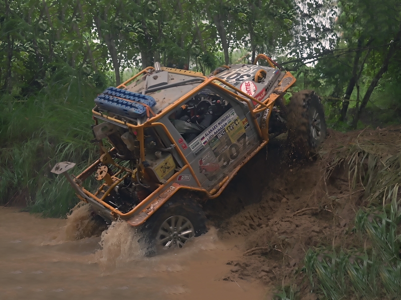 Сборная России при поддержке Sintec стартовала в первенстве мира по гонкам по бездорожью