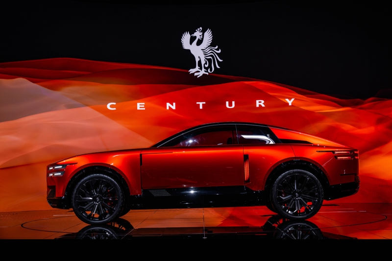 Toyota пообещала кросс-купе Century двигатель внутреннего сгорания