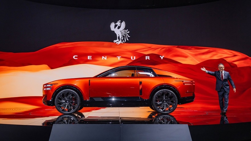 Toyota пообещала кросс-купе Century двигатель внутреннего сгорания