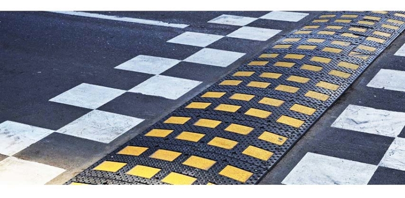 Дорожные знаки и искусственные неровности