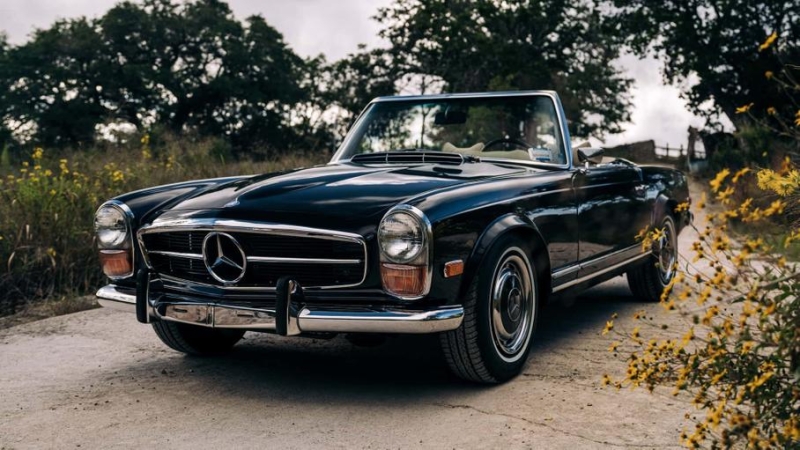 Классический Mercedes-Benz 280SL превратили в электромобиль