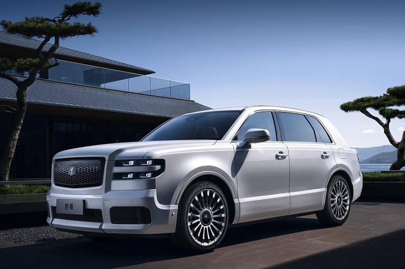 Леворульный кроссовер Toyota Century: новые официальные изображения и подробности