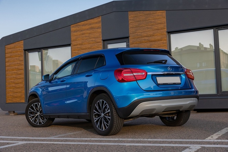 Mercedes-Benz GLA I (X156) с пробегом: коварный мехатроник и треск за сто тысяч рублей