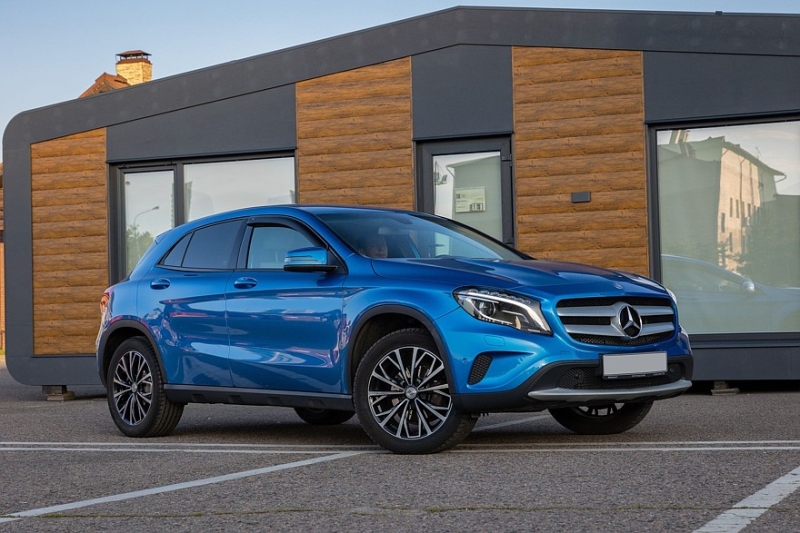 Mercedes-Benz GLA I (X156) с пробегом: коварный мехатроник и треск за сто тысяч рублей
