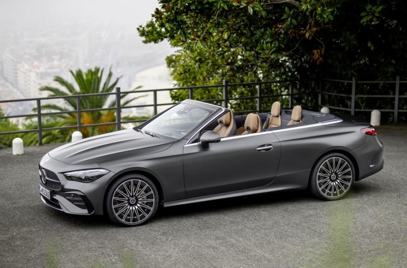 Mercedes-Benz раскрыл подробности о «всесезонном» кабриолете CLE
