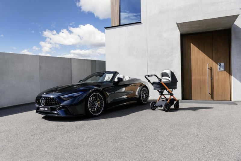 Mercedes-Benz выпустил «внедорожные» и «спортивные» детские коляски