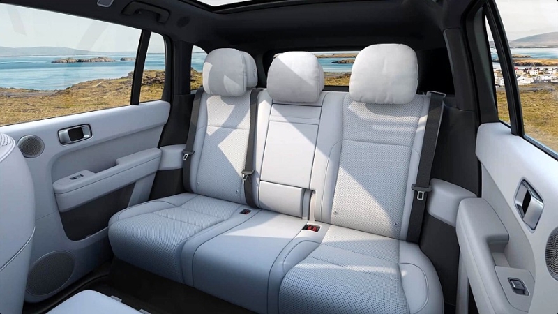 Младший кроссовер Li L6 выходит на рынок и стоит дешевле, чем ожидалось