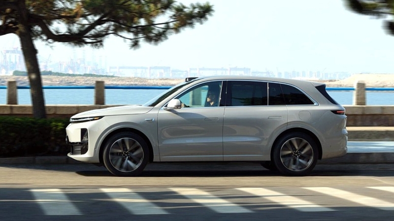 Младший кроссовер Li L6 выходит на рынок и стоит дешевле, чем ожидалось