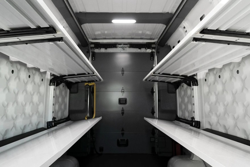 Не Амазоном единым: Rivian запустил свои электрические фургоны в широкую продажу