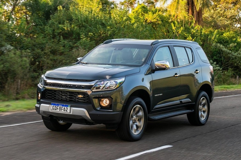 Премьеры Chevrolet для небогатых рынков: рестайлинговый компактвэн Spin и ещё пять новинок