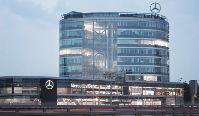 Ремонт будет дольше: Mercedes-Benz и BMW отключили дилеров в РФ от программного обеспечения