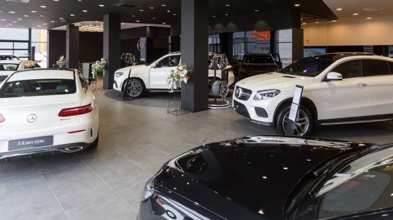 Ремонт будет дольше: Mercedes-Benz и BMW отключили дилеров в РФ от программного обеспечения