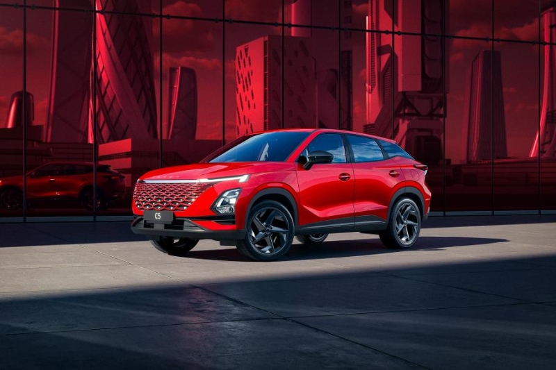 Российская Omoda C5 примерила трендовый красный цвет