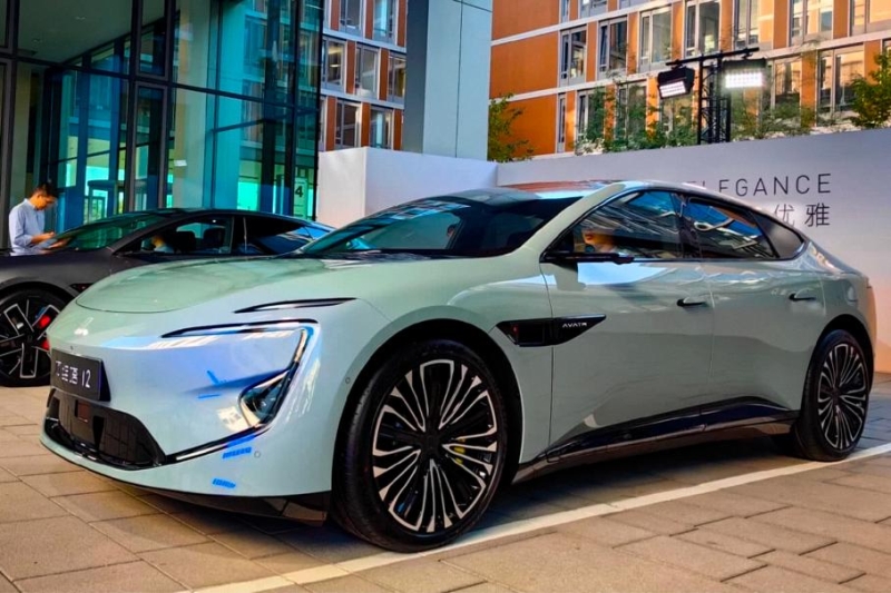 В России принимают заказы на Avatr 12 с автопилотом Huawei